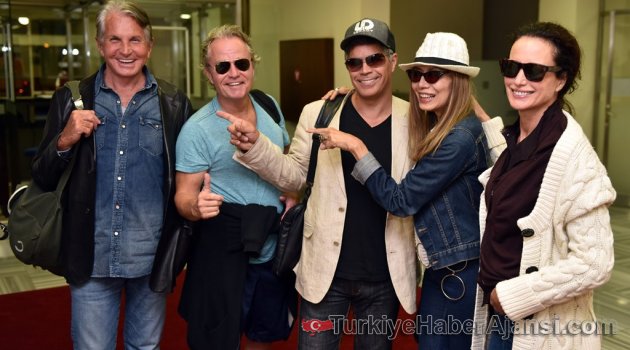 Antalya’ya Yıldız Yağmuru Başladı