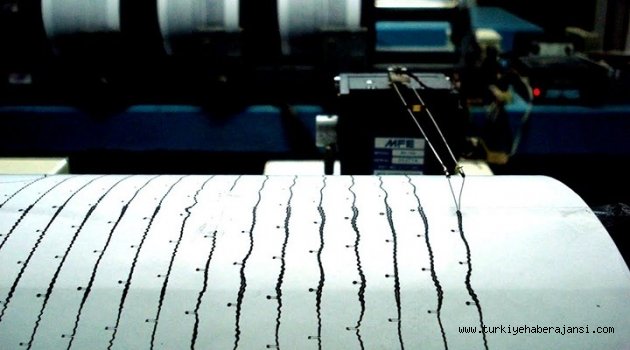 Antalya'da Korkutan Deprem!