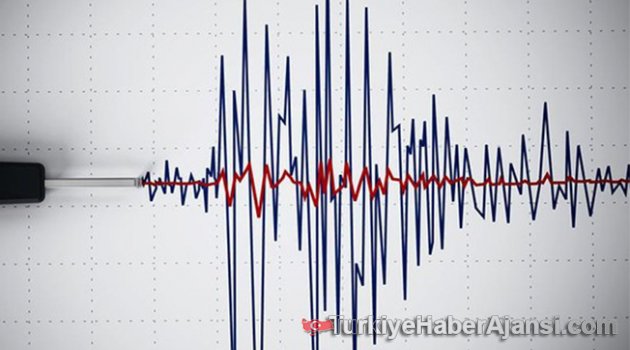 Antalya'da Korkutan Deprem!