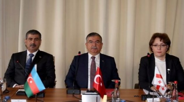 Bakan Yılmaz'dan Kritik Toplantı