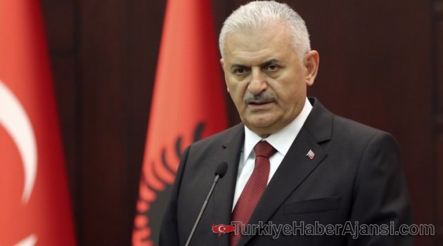 Başbakan önce Twitter'dan Kutladı