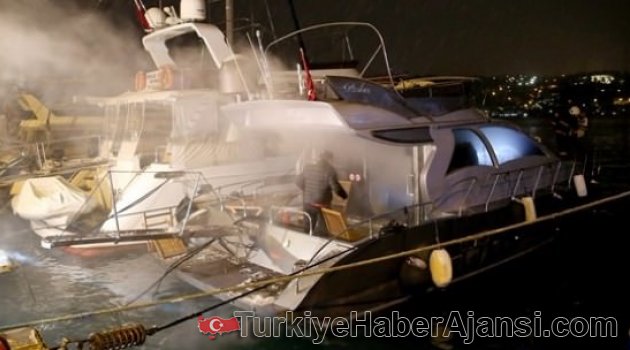 Bebek Sahilinde Yat Yangını