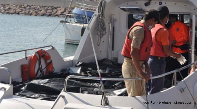 Çanakkale'de Tekne Alabora Oldu: 12 Ölü