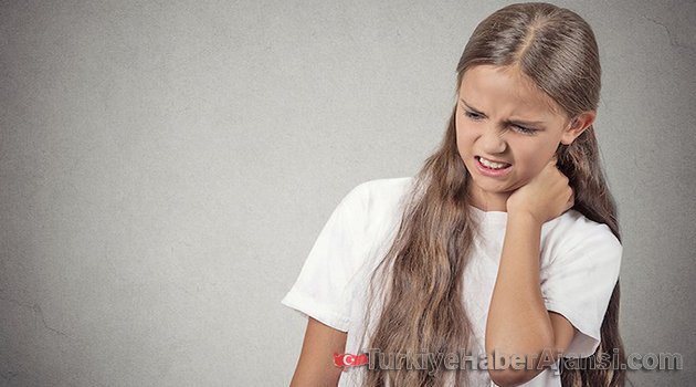 Çocuktaki Duruş Bozukluğunu Ciddiye Alın