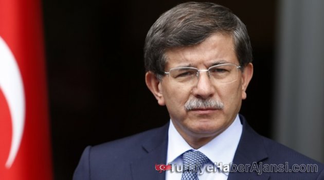 Davutoğlu'nun İlk İşi 'Değiştirmek' Oldu