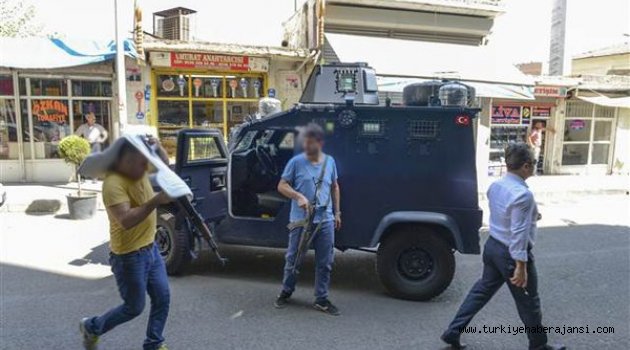 Diyarbakır'da Polise Hain Saldırı: 1 Şehit