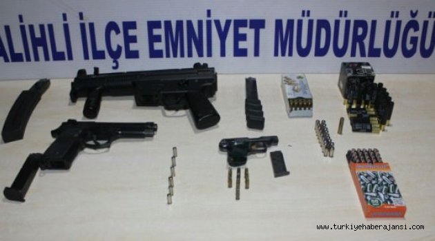 Durdurulan Araçtan Cephanelik Çıktı