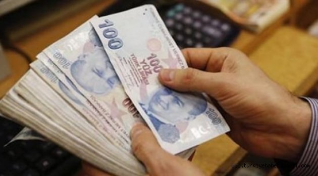 Emeklilere 100 TL'lik Zam Tasarısı Kabul Edildi