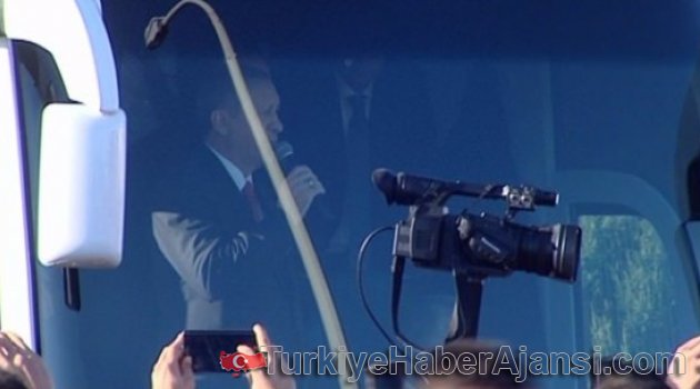 Erdoğan Otobüsten Konuştu