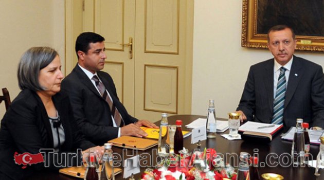 Erdoğan'dan Demirtaş Hakkında Suç Duyurusu