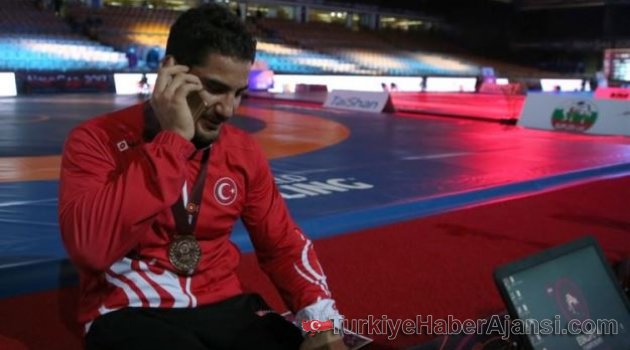 Erdoğan'dan Taha Akgül'e Tebrik Telgrafı
