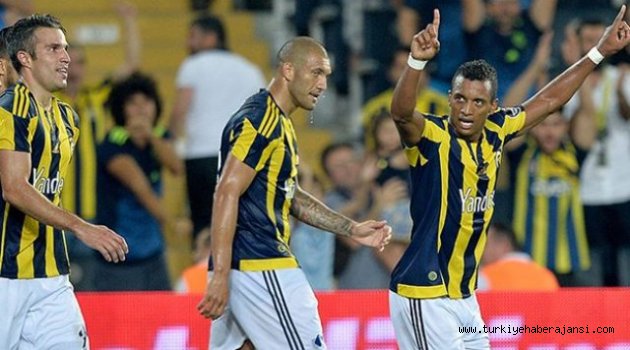Fenerbahçe, Antalyaspor'u 2-1 Yendi