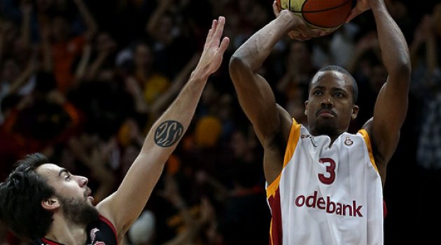Galatasaray, Uşak Sportif'i Devirdi!