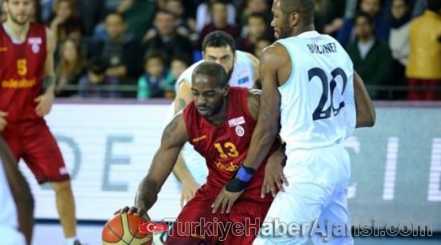 Galatasaray'a Türk Telekom Darbesi