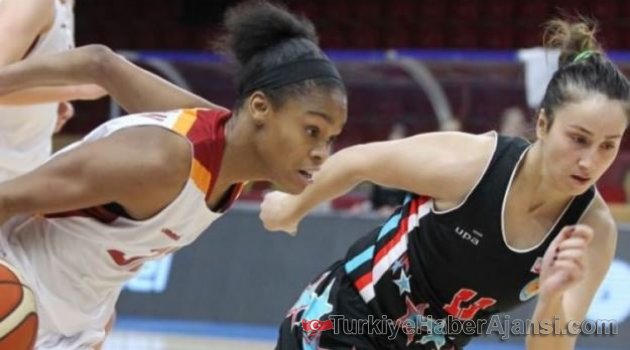 Galatasaray'dan 24 Sayı Fark!