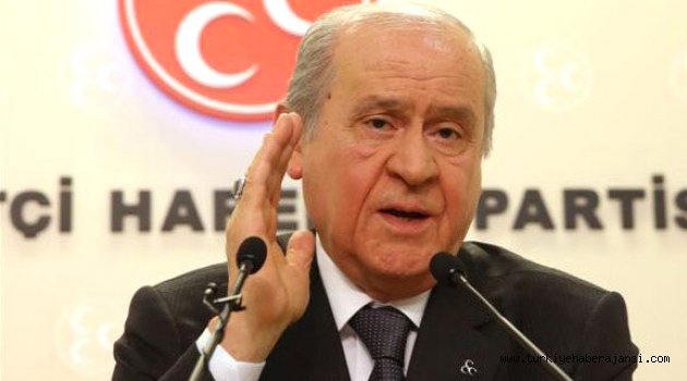 Gazeteciye 'Türkeş'in Arkadaşı Mısın?' Diye Çıkıştı
