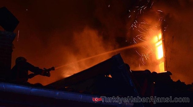 Gaziantep'te İplik Fabrikasında Yangın