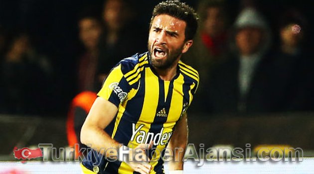 Gökhan Gönül'den Örnek Davranış