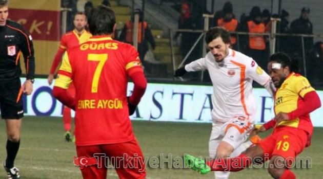 Göztepe: 0 - Adanaspor: 0