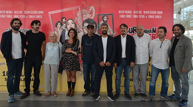 Guruldayan Kalpler, Ekipli Basın Gösteriminde Buluştu