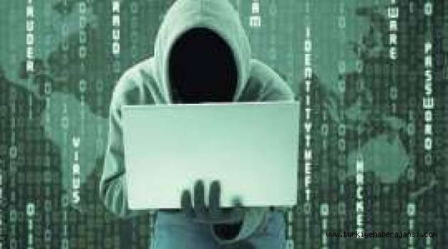 Hacker’lar Aldatan Eşlerin Peşinde
