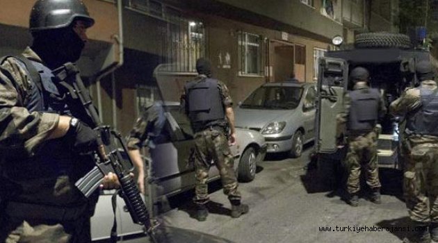 İstanbul'da 5 Bin Polisle Şafak Operasyonu