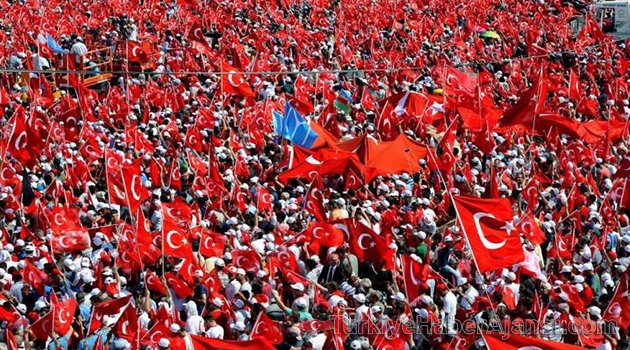 İstanbul'da Gösteri Güzergahları Belirlendi