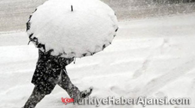 İstanbul'da Kar 20 cm'i Bulacak