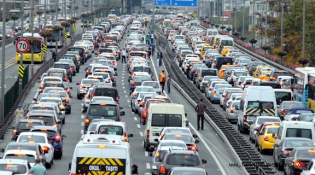 İstanbul'da Pazar Günü Trafiğe Kapalı Yollar
