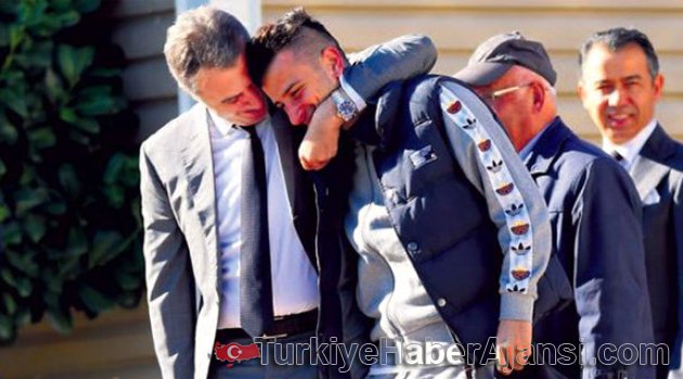 İzin İstedi Azarı İşitti