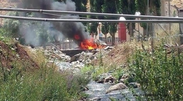 Jandarma Karakolu'na Bombalı Araçla Saldırı