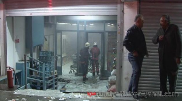 Kağıthane'de Molotoflu ve Ses Bombalı Saldırı