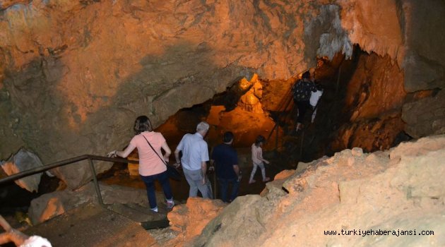 Karadeniz Kıyısındaki Akçakoca Doğaya Çağırıyor