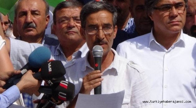 Kürt Partilerinden PKK'ya Bayraklı Tepki