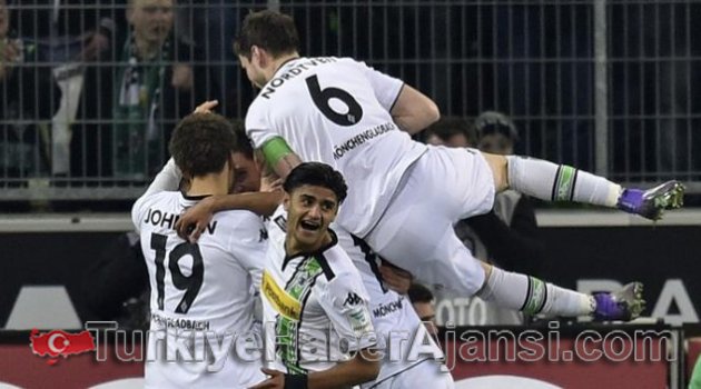 M.Gladbach, Werder'i Gole Boğdu