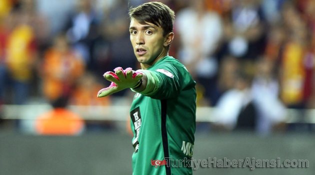 Muslera Onay Verdi! 'Gelirse Fark Yaratır'