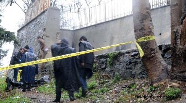 Ortabayır'da Ağaçlık Alanda Şüpheli Ölüm