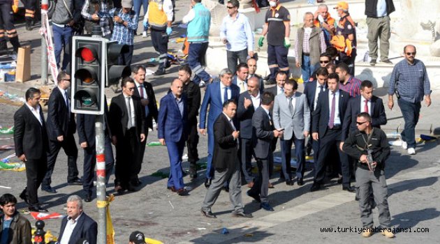 Patlama Alanına Gelen Bakanlara Şok!