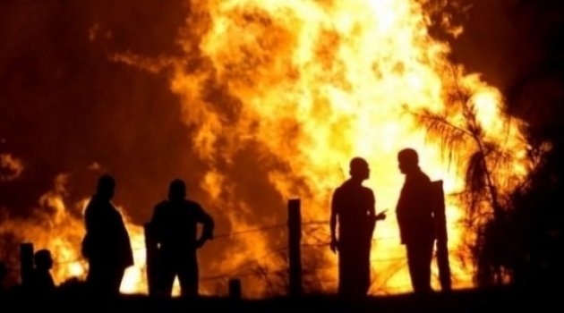 Petrol Boru Hattında Patlama