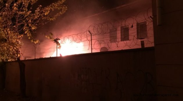 PKK'lı Hainler Yine Okul Yaktı