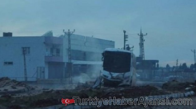 Polis Aracına Bombalı Saldırı: 10 Yaralı