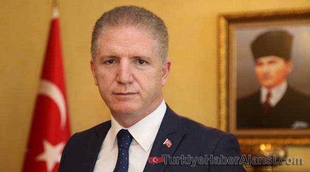 Sahte Vali Baltayı Taşa Vurdu!