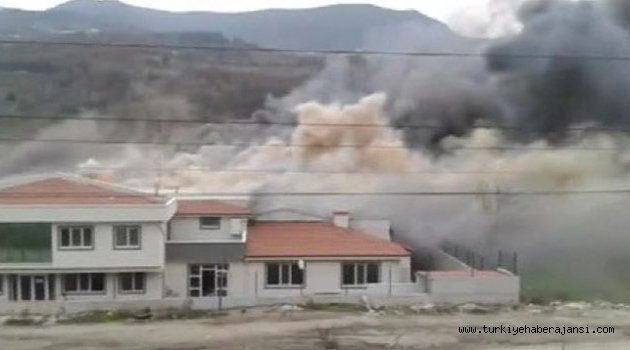 Sakarya'da Fabrika Yangını