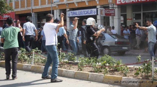 Şehit Cenazesi Sonrası Turhal'da Gerginlik Çıktı