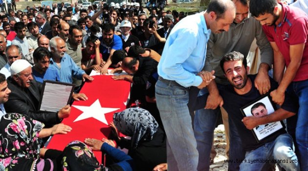 Şehit Cenazesinde Erdoğan Çelengine Tepki