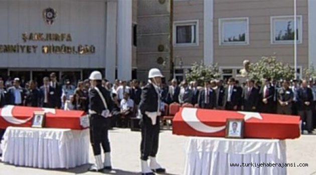 Şehit Polisler İçin Tören Düzenlendi