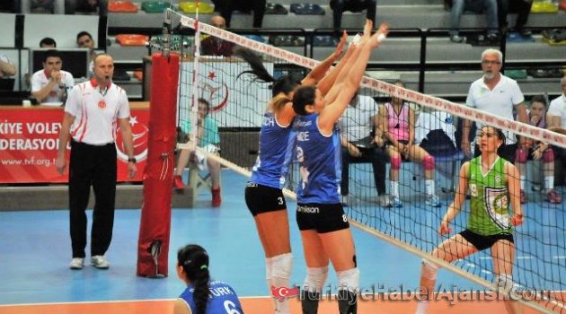 Seramiksan Finallerde Rakip Tanımıyor
