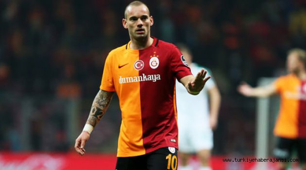 Sneijder'den Mustafa Denizli Açıklaması!