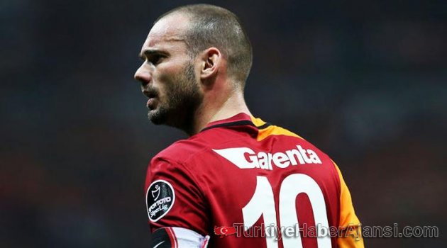 'Sneijder'i Zorla Göndermeye Çalışıyorlar!'