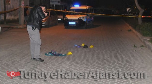 Sokak Ortasında Silahlı Kavga: 1Ölü